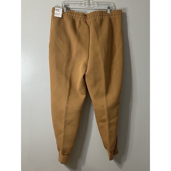 NIKE TECH Fleece Joggers Size XL Flax Brown NEW Standard Fit Mid Rise Sportswear - Picture 9 of 13